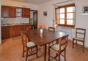 3 bedroom accommodation in Citerna (PG)