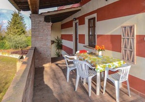 3 bedroom accommodation in Citerna (PG)