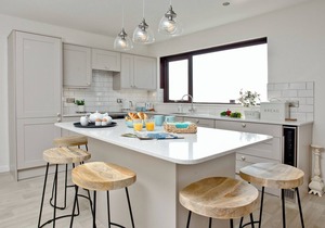 3 bedroom accommodation in Downderry