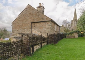 3 bedroom accommodation in Hathersage