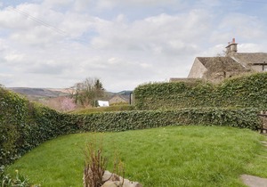 3 bedroom accommodation in Hathersage