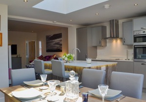 3 bedroom accommodation in Beverley