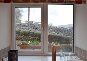 3 bedroom accommodation in Bradwell