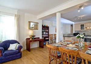3 bedroom accommodation in Paignton
