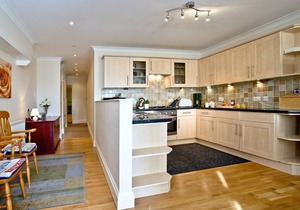 3 bedroom accommodation in Paignton