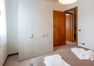 3 bedroom accommodation in Albarella RO