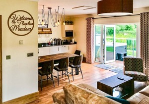 3 bedroom accommodation in Flaxton