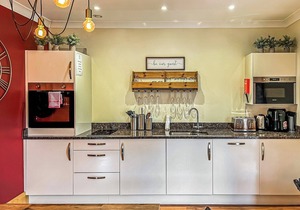 3 bedroom accommodation in Flaxton