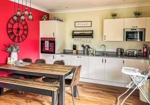 3 bedroom accommodation in Flaxton