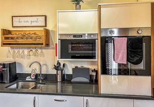 3 bedroom accommodation in Flaxton
