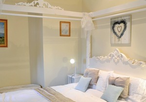 3 bedroom accommodation in Birkerthwaite, Birkermoor