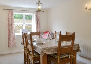 3 bedroom accommodation in Lockton, near Pickering