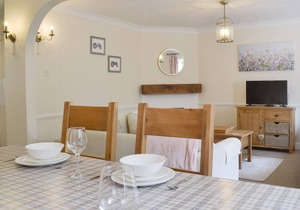 3 bedroom accommodation in Lockton, near Pickering