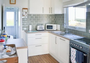 3 bedroom accommodation in Bacton, near North Walsham