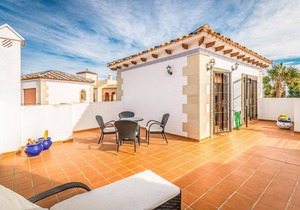 3 bedroom accommodation in Algorfa