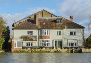 3 bedroom accommodation in Beccles