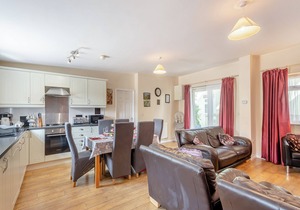 3 bedroom accommodation in Great Hatfield, near Hornsea