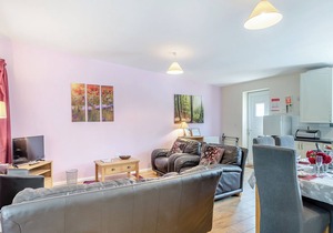 3 bedroom accommodation in Great Hatfield, near Hornsea