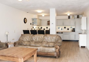 3 bedroom amazing apartment in Paessens