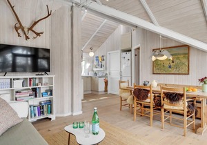 3 bedroom amazing home in Nykøbing Sj