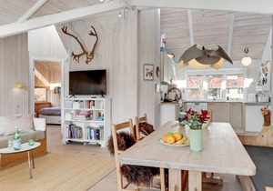 3 bedroom amazing home in Nykøbing Sj