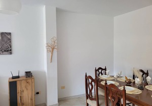 3 bedroom apartment in the center of Miño.