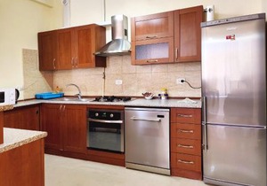 3 Bedroom Apartment in Homey Residence