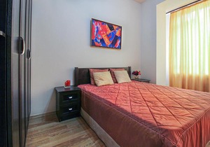 3 Bedroom Apartment in Homey Residence