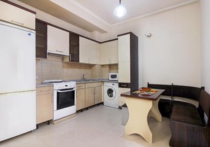 3 Bedroom Apartment in Homey Residence