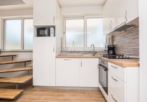 3 bedroom awesome home in Donje Rastane