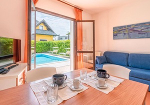 3 bedroom awesome home in Albarella RO