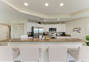 3 Bedroom-Beachfront Condo with Most Amazing Sunset Views of the Gulf