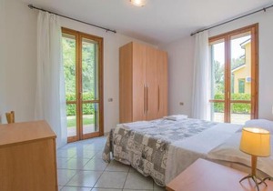 3 Bedroom Cozy Home In Albarella Ro