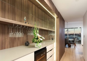 3 Bedroom Darling Harbour Apartment