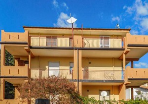 3 bedroom accommodation in Davoli Marina CZ