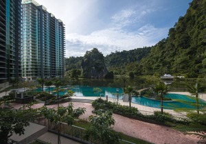 3 Bedroom Lakeview Premier Suite #10