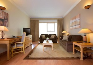 3 Bedroom Near World Trade Centre