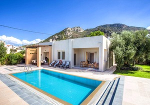 3 bedroom(s) Villa near Agios Nikolaos