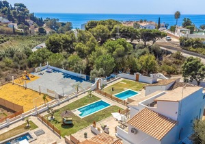 3 bedroom stunning home in Mezquitilla