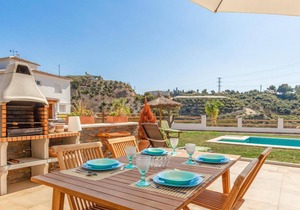 3 bedroom stunning home in Mezquitilla