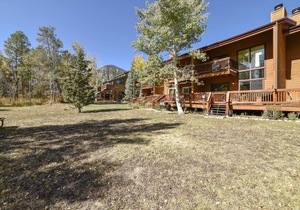 3 bedrooms in Frisco, sleeps 10! Private hot tub!