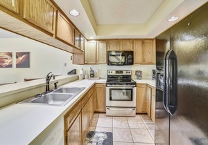 3 bedrooms in Frisco, sleeps 10! Private hot tub!