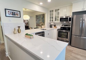 3 Br/2.5 Ba Luxurious Townhouse In Soco/downtown Austin Icons Steps Away