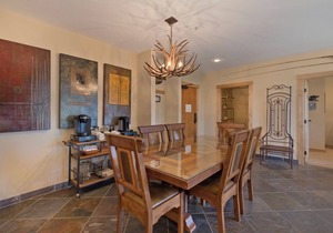 3 BR 2 BA Ski-in & Ski-out, 50 steps to ski run, unbelievable location!