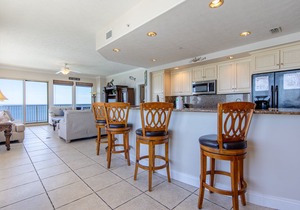3 Br* Gulf Crest End Unit King Size Beds All Bedrooms Beach Chairs Included