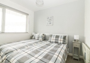 3 Dolphin Court, BRIXHAM