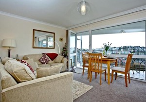 3 Linden Court