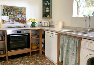 3 Linkside House, Thurlestone in S. Devon, ground floor apartment beaches nearby