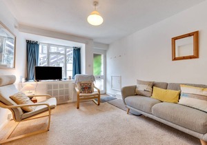 3 Redfern Court