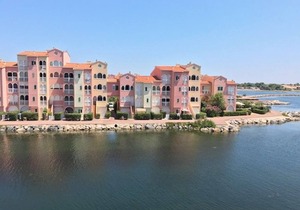 3-Room+Cabin Apartment with Pool and Parking, Sleeps 6, Port Barcarès